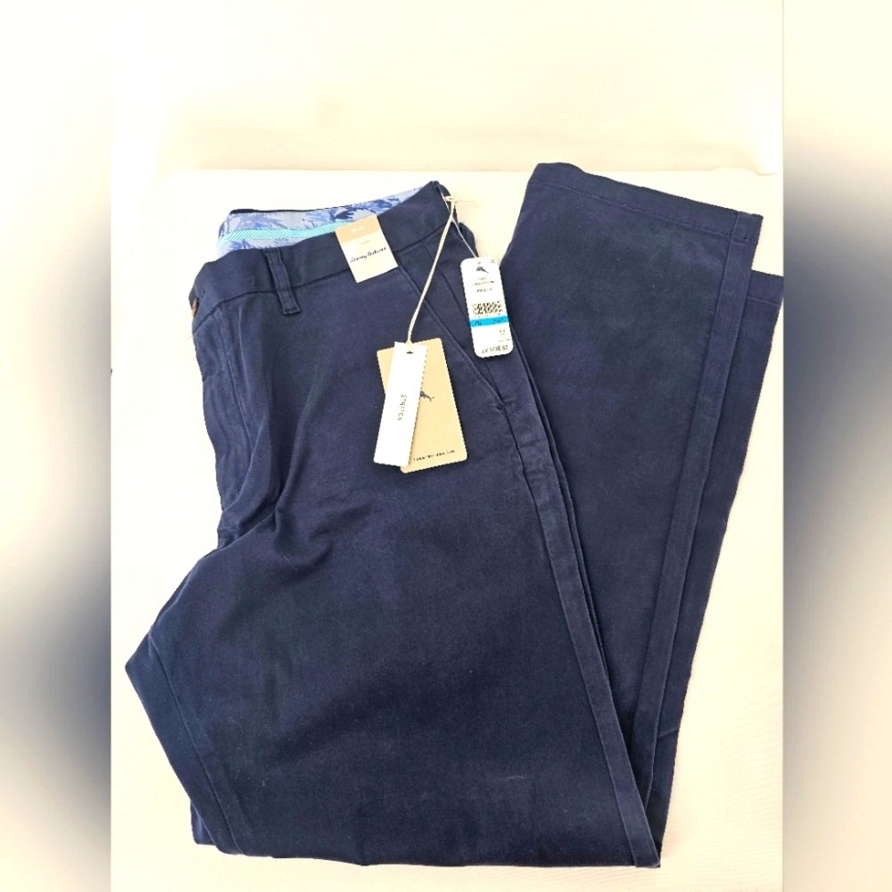 NWT Tommy Bahama Borcay Flat Front 36x30